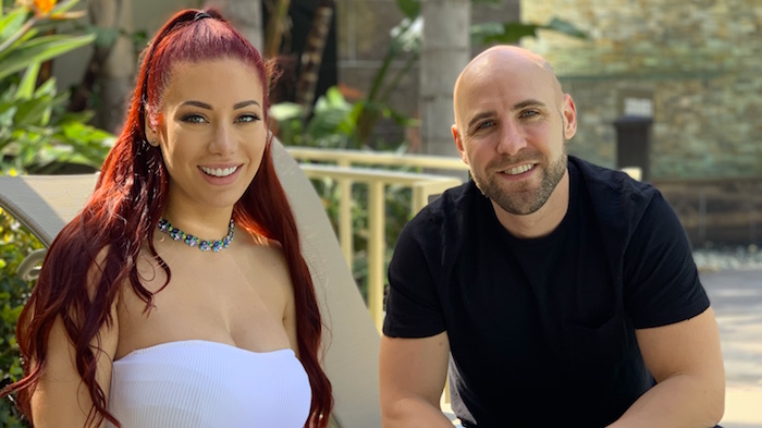 Stefan interviews his fiancée, Tatiana about how she makes $20,0000 per month with affiliate marketing